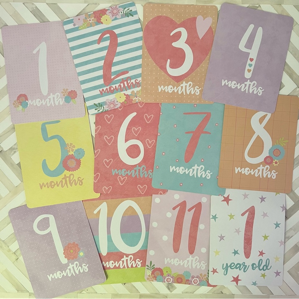 CLOUD ISLAND Baby Girl 0-12mo Milestone Cards